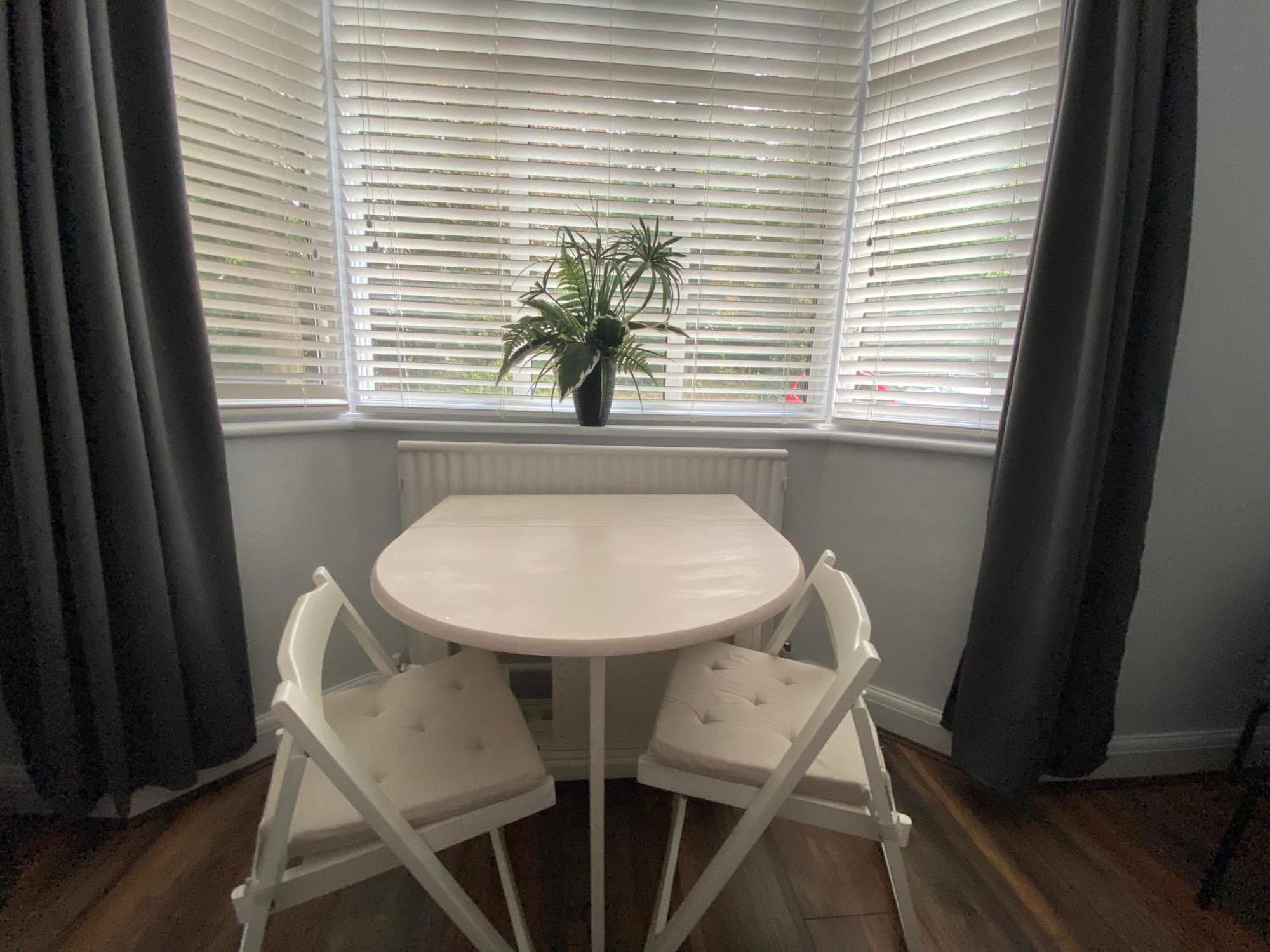 Spacious Double Studio-Style Room Orpington Luaran gambar